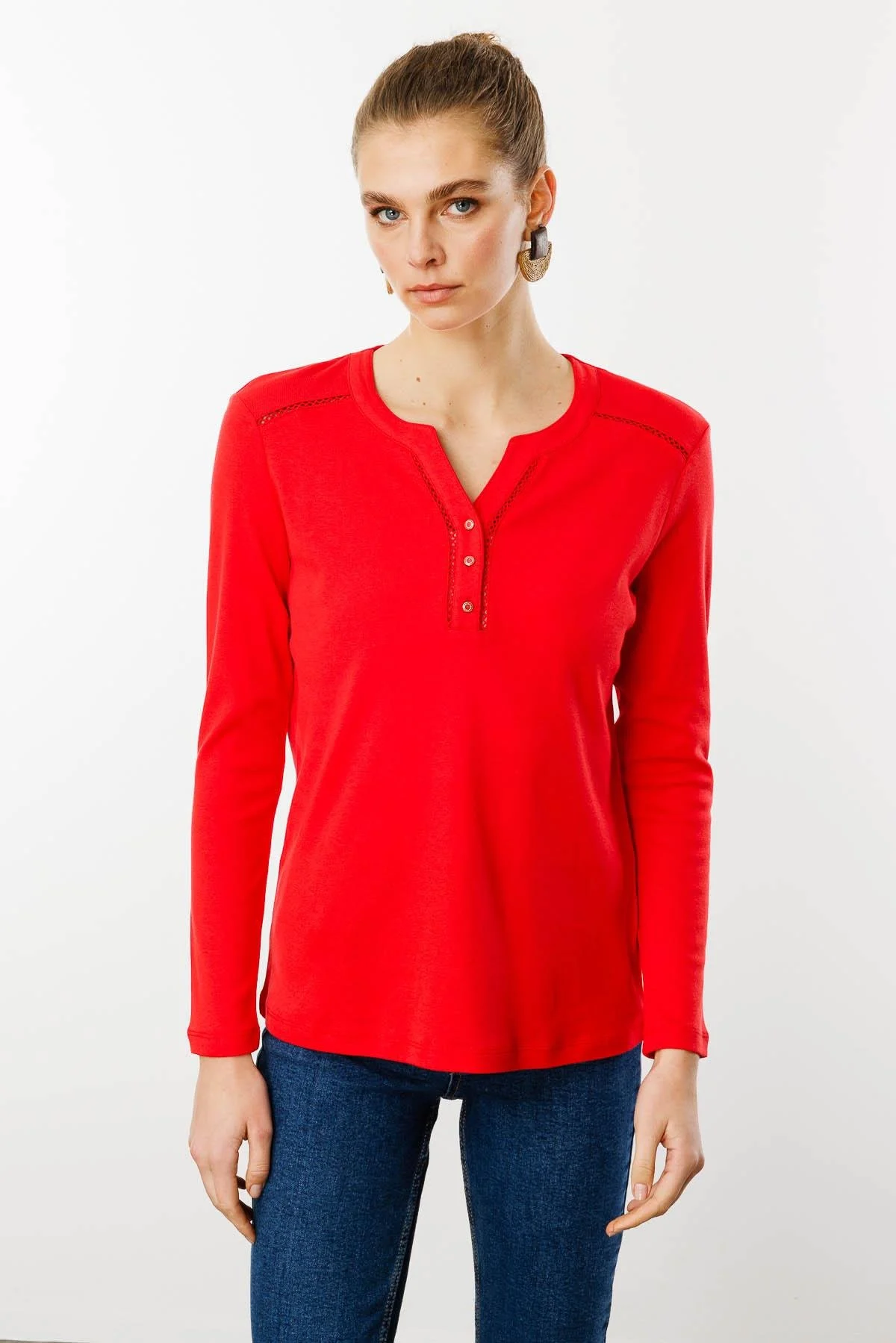 AÇIK YAKALI KADIN KAZAK